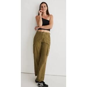 Madewell Garment-Dyed Low-Slung Straight Cargo Pants in Classic‎ Olive Size 27